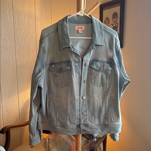 EVRI Women's Classic Light Blue Jean Jacket